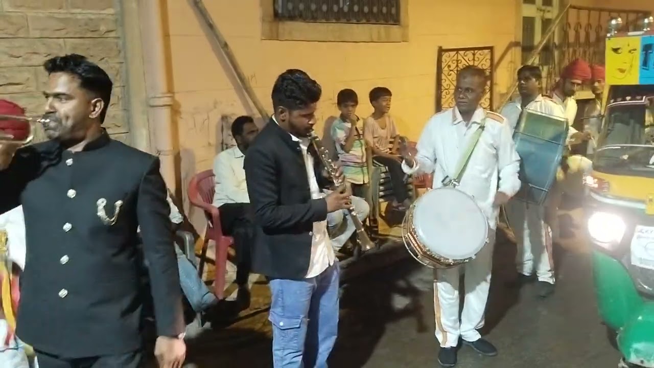 new. Niyaz. Band 🎺 moti chowk Jodhpur ❔ Mobile number 9950980489. 945981446