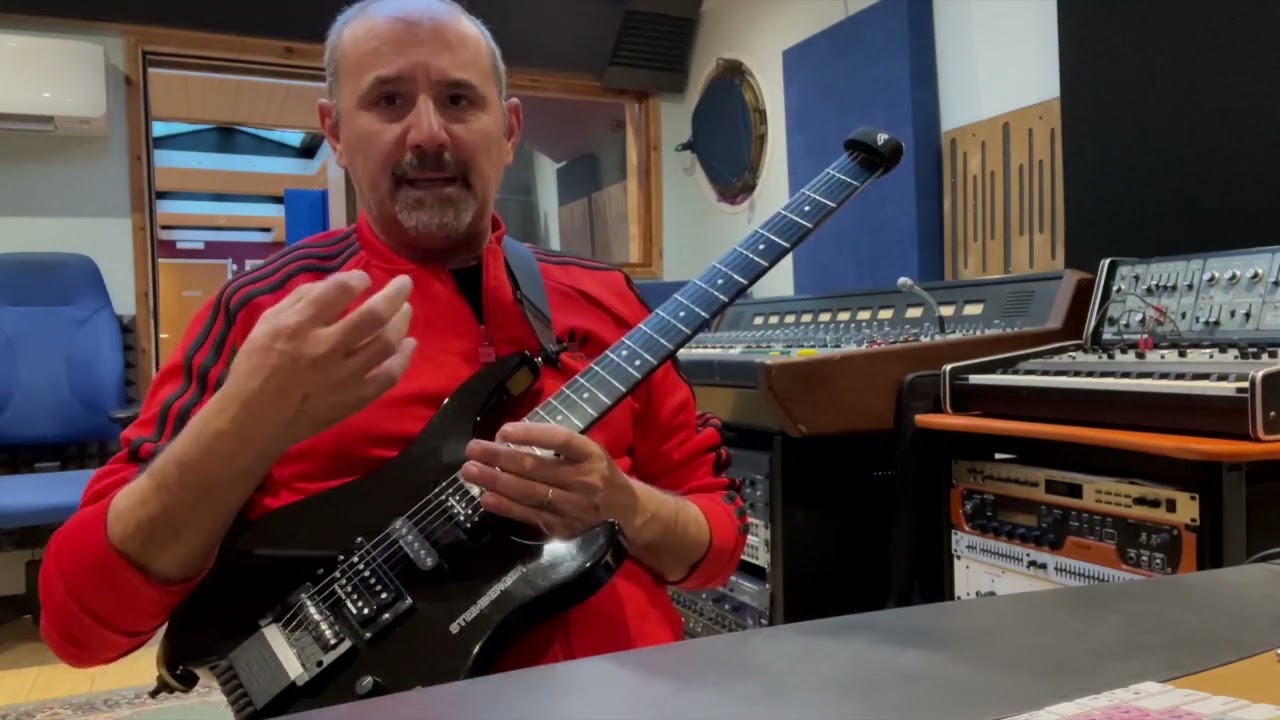 Allan Holdsworth's Clean Sound tutorial