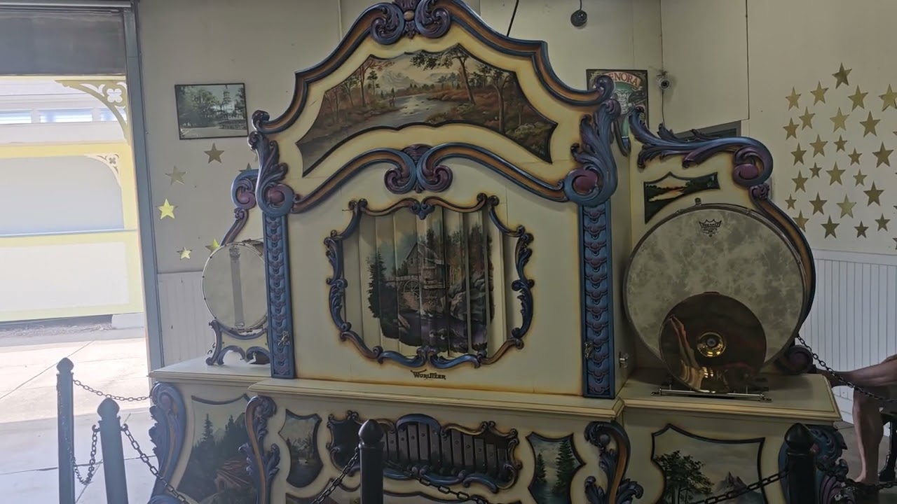 Snow White Medley (1451701). Wurlitzer 153. Eldridge Park