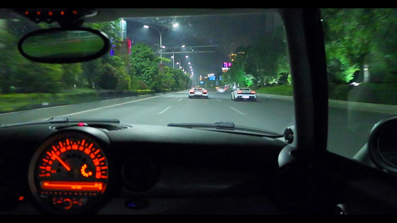 Street Racing Mini vs Lamborghini Aventador vs Lamborghini Gallardo