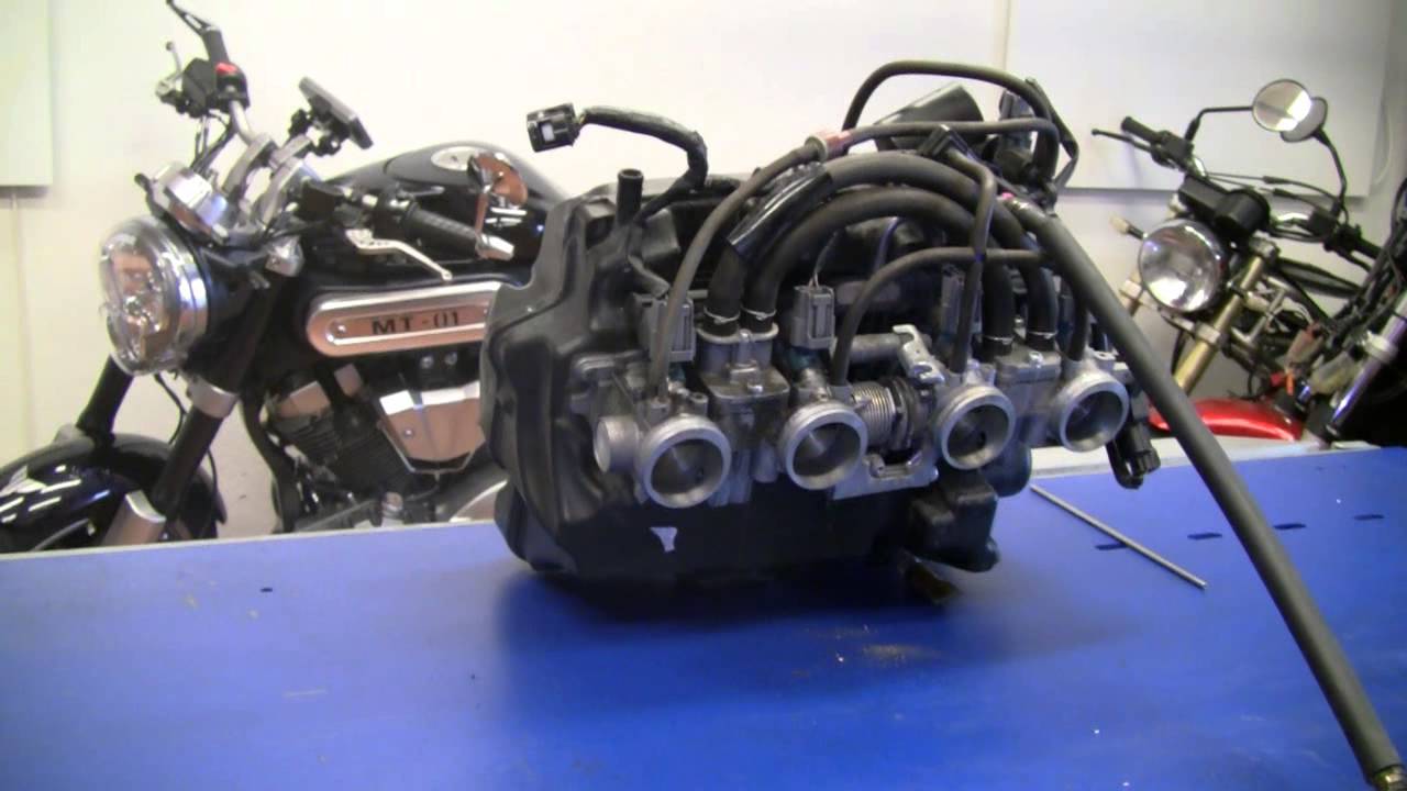 CBF1000 -- Umschau an Airbox und Drosselklappengehäuse