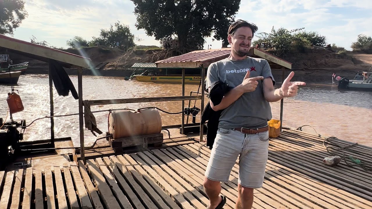 MADAGASKARAS #4: ŠAKOČIŲ PARKAS IR APSINUODIJIMAS MAISTU