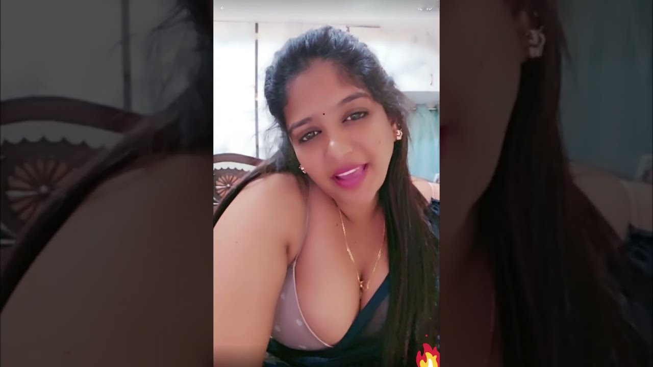 Aplog ko saree me hi achhi lgti hu || tango_live099 || bhabhi anu || periscopelivegorgeous || imoanu