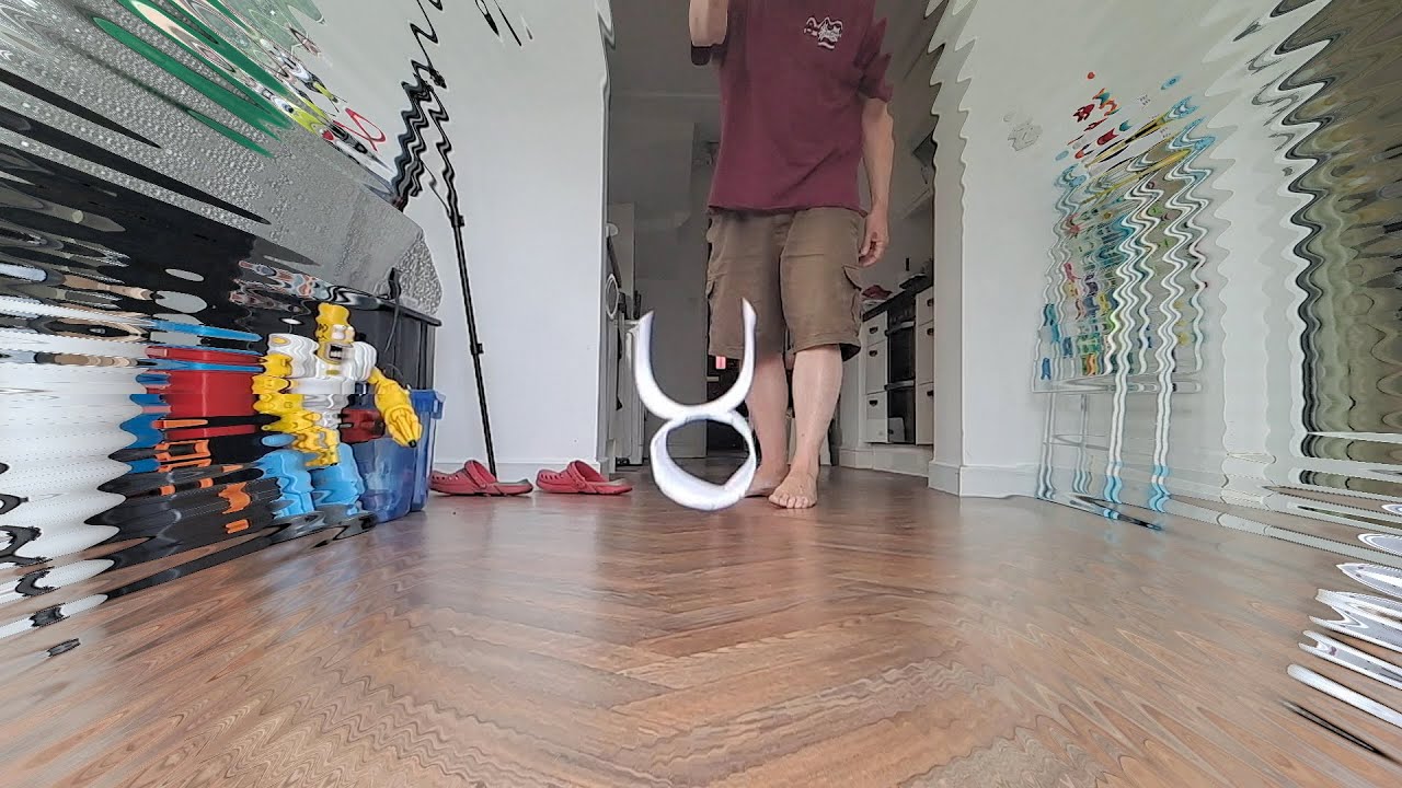 Flapping wings glider