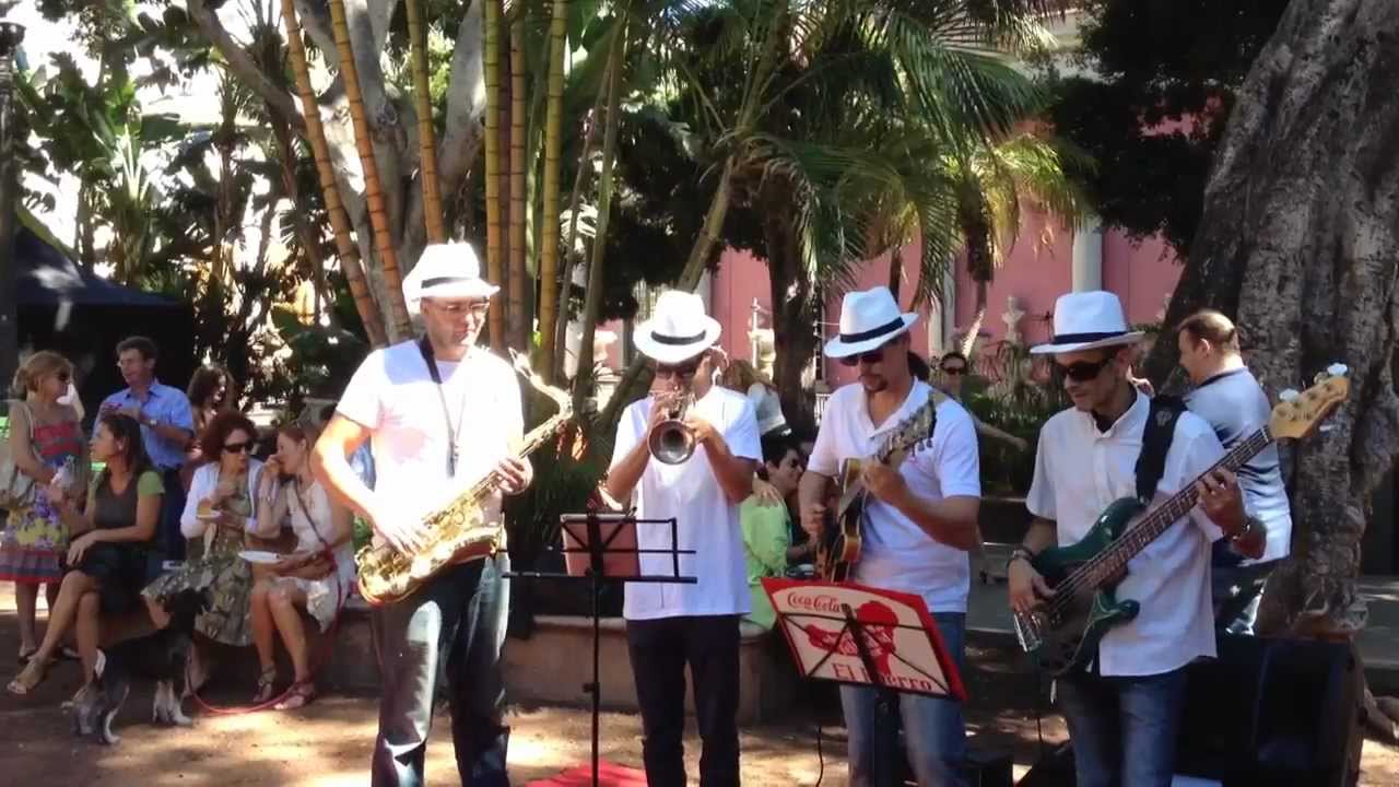 Santa Cruz de Tenerife, ciudad alegre y con encanto.