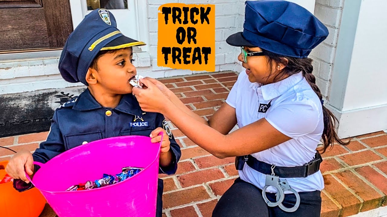 Halloween 2020| Trick or Treat with Sarah & Josh!!!