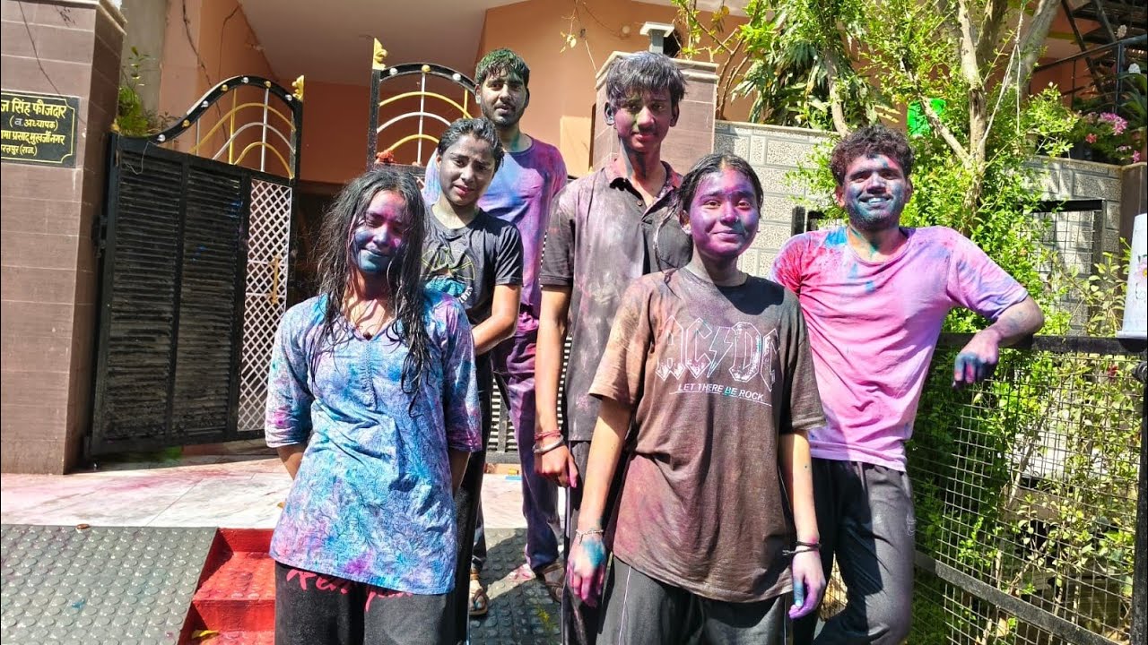 Aesthetic holi vo kya hotii he...........😁#happyholi #entertainment #funny #holi 