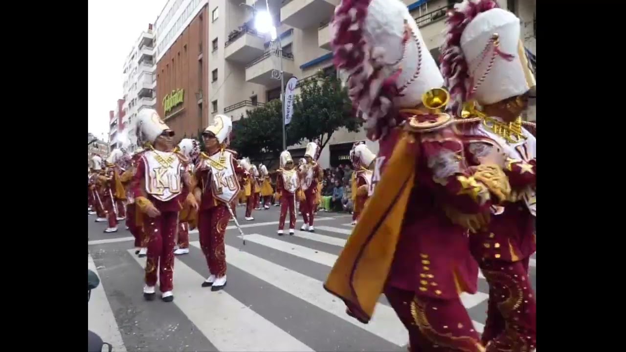 Desfile de Carnaval de Badajoz.Comparsa La Kochera.15-2-2026.MP4.