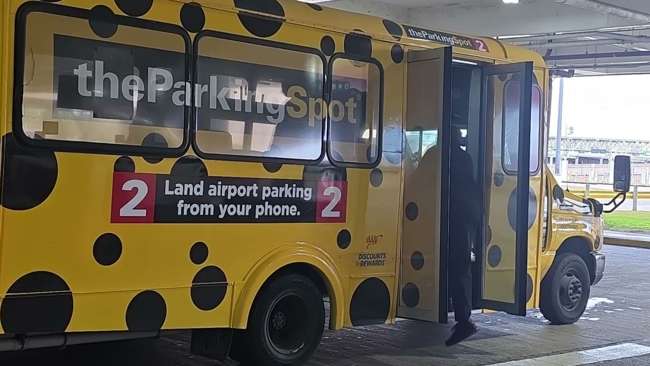 Hobby Airport Turo rental car pickup and return instructions for Roadway Mobile Escapes LLC