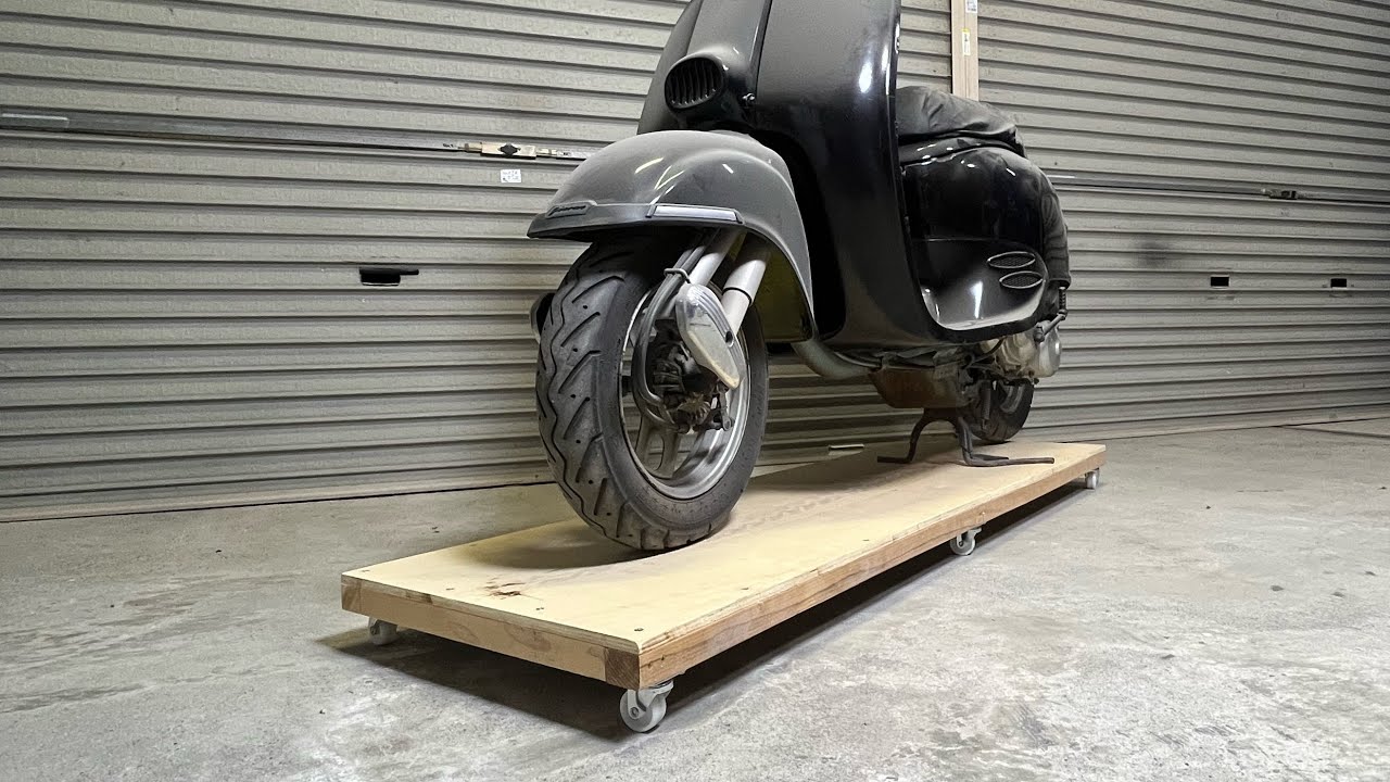 バイク移動が簡単に！木材DIYで作業台にもなるスライダーを作ってみた。DIY Wooden Bike Slider: Build a Workbench for Easy Moving!