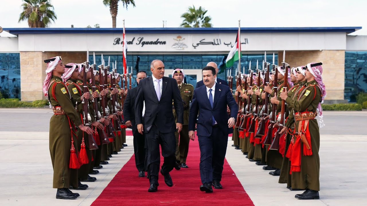 رئيس مجلس الوزراء يلتقي في عمّان ملك الاردن ويبحثان عددا من الملفات المشتركة