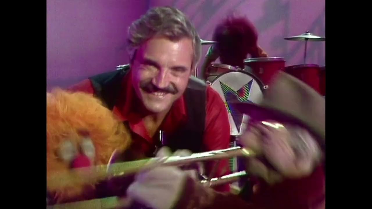 The Muppet Show - 517: Hal Linden - &ldquo;When the Saints Go Marching In&rdquo; (1981)