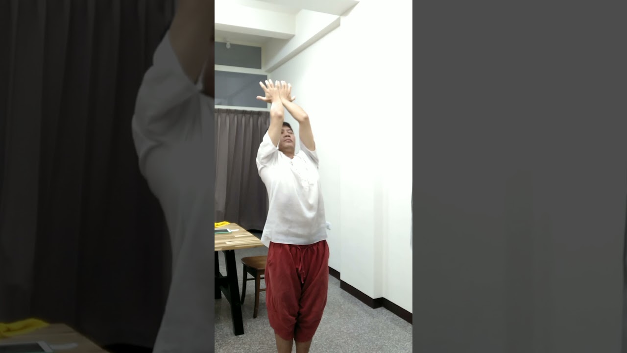 白猿獻果