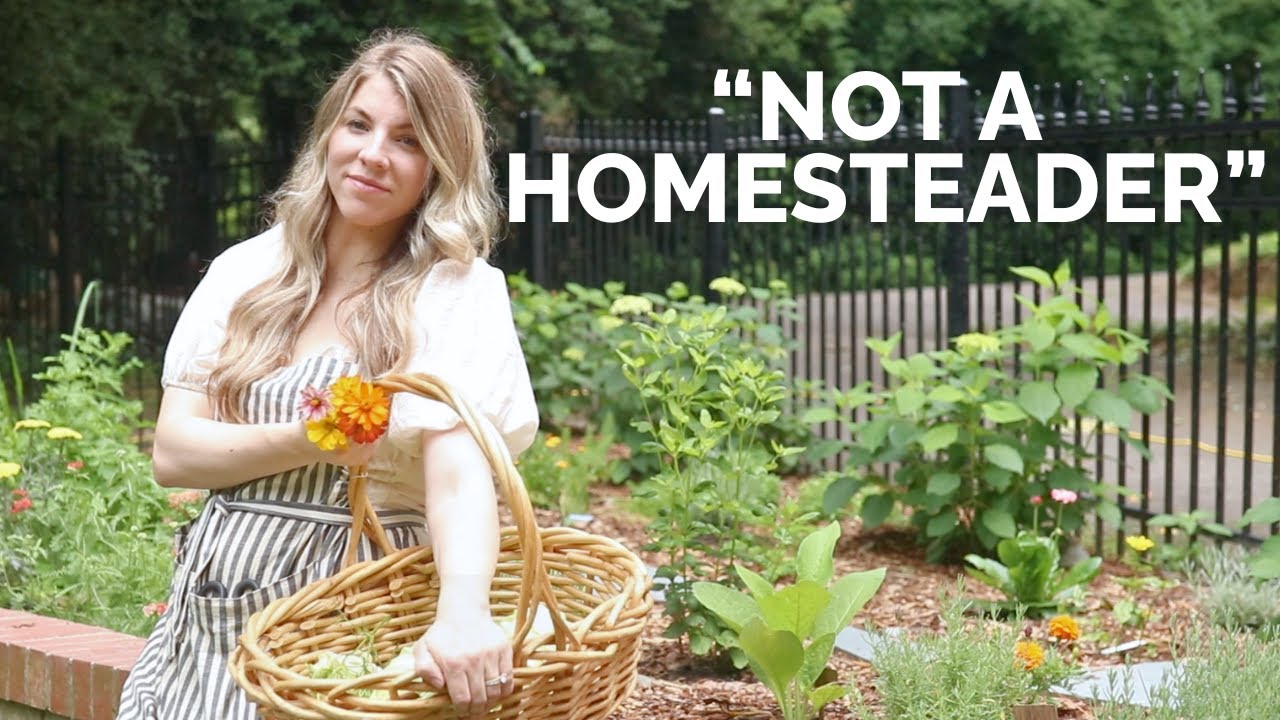 4 Ways to Create a Suburban Homestead // Mom of 4 Homemaking