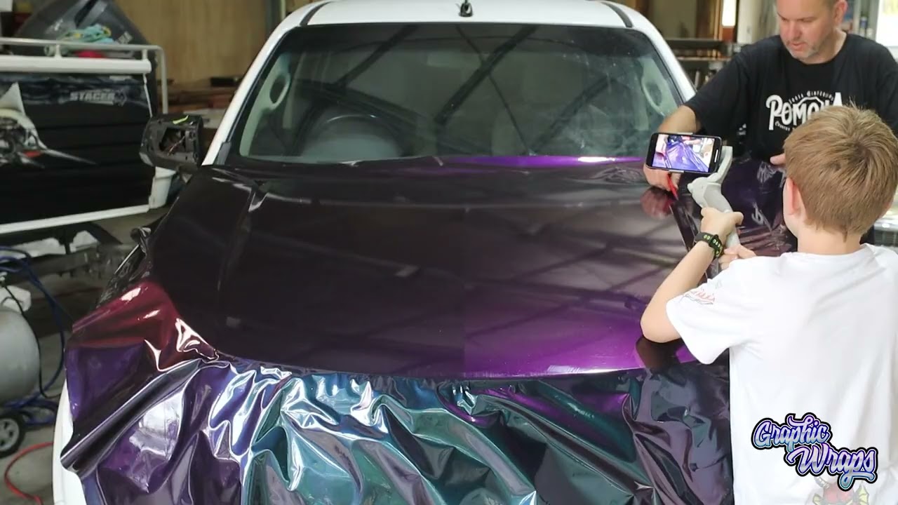 Holden Colorado Hood Wrap   3M Deep Space Gloss Flip 2080-GP278