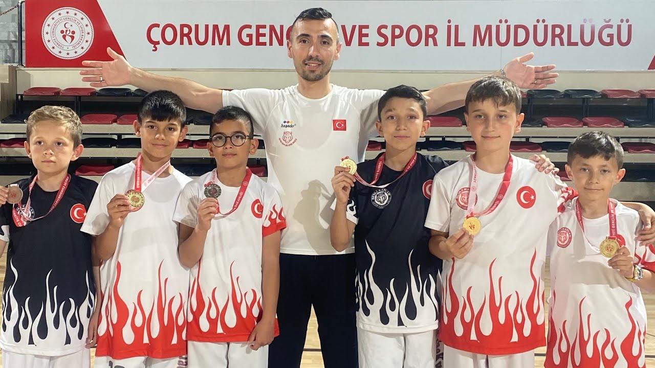 2 Haziran 2024 Taekwondo minikler Çorum Şampiyonası 33 kg madalya Erdem KAVAKLI Tebrikler ŞAMPİYON