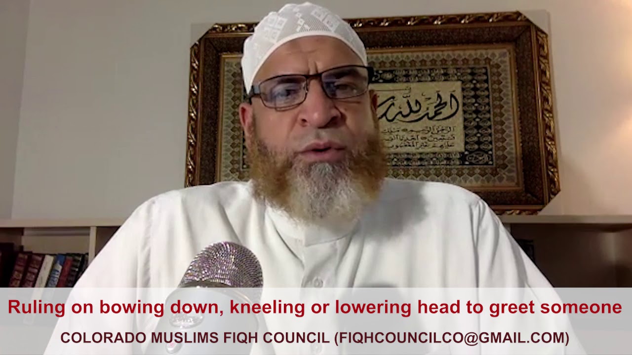 Kneeling to greet someone || Imam Karim AbuZaid