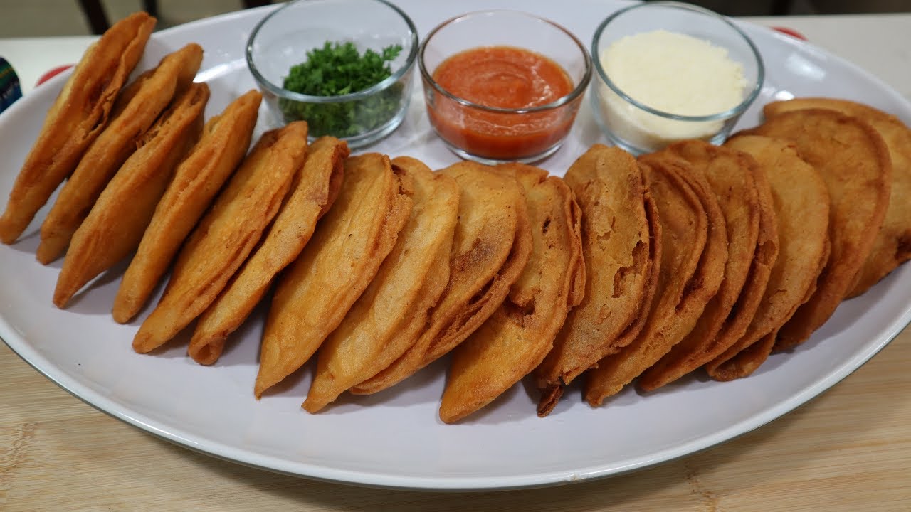 Dobladas ó Empanadas de pollo con papa un antojito guatemalteco.    #dobladasguatemaltecas 😱😱