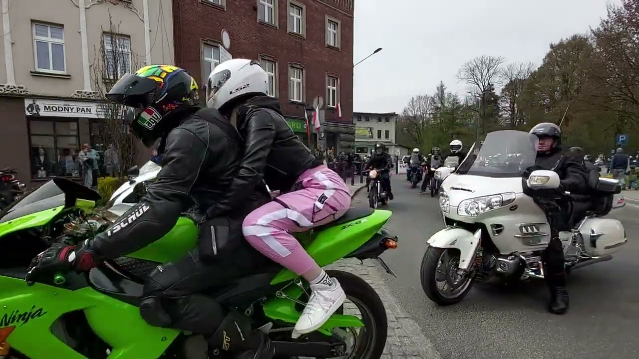 MOTOSERCE 2022 Pszczyna - powrót z parady motocyklowej.