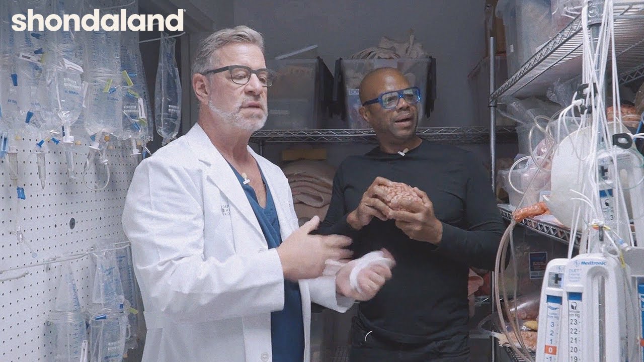 В секретном шкафу с медицинским реквизитом из «Анатомии страсти» | Shondaland