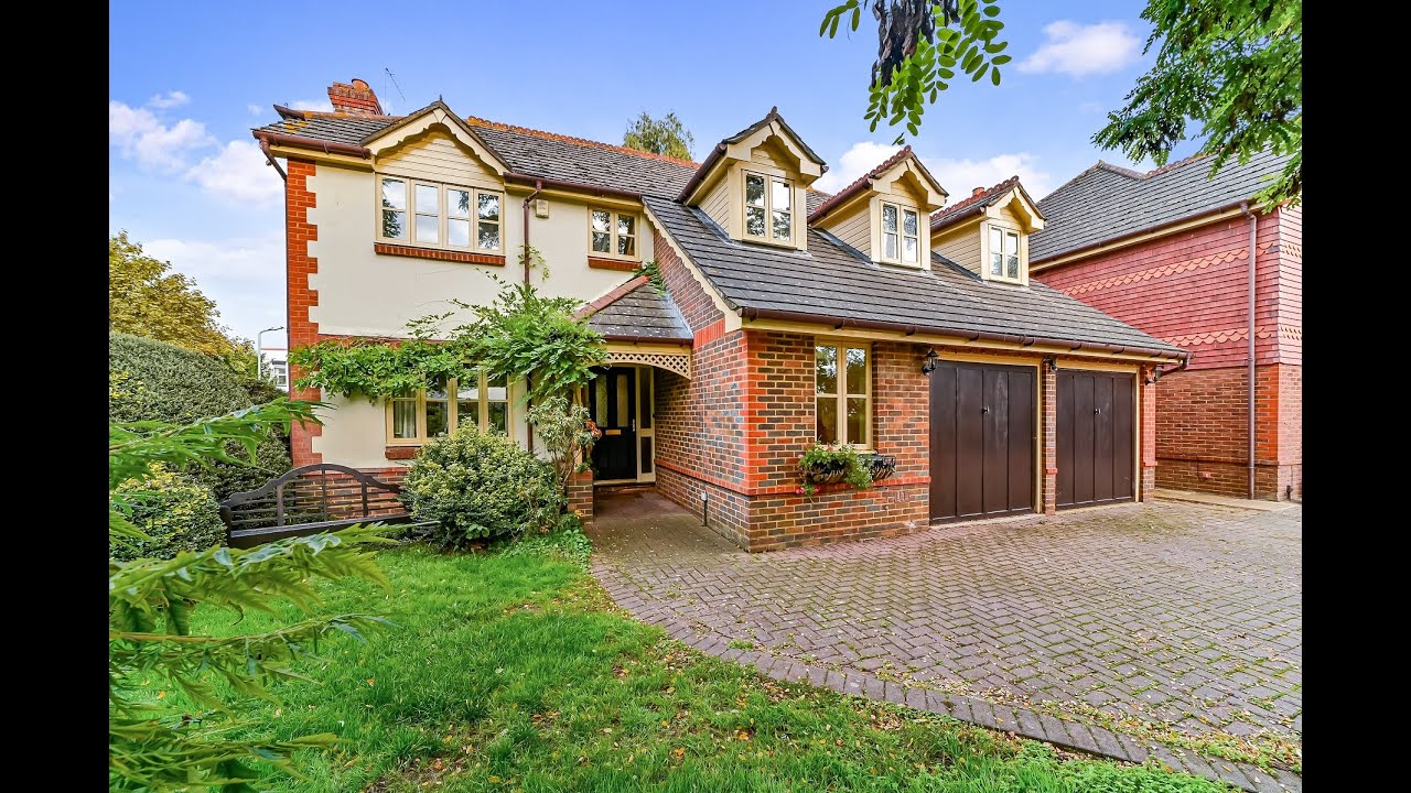 For Sale - 4 Bedroom Detachet House - Hartley Copse, Old Windsor - Property Video Tour