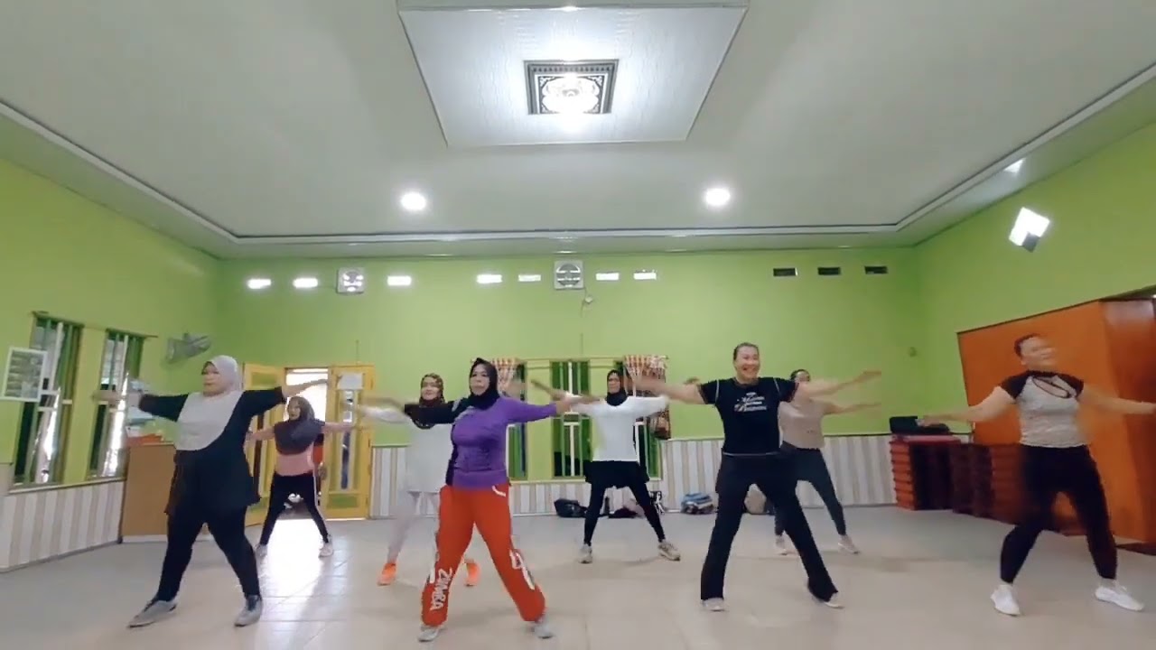 Senam Aerobic || Aerobic Class || Gerakan Simple