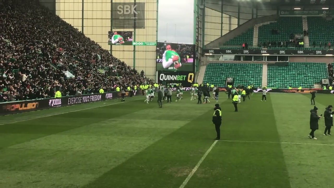 Hibs win the EDINBURGH DERBY !!! (2-1), then Sunshine on Leith belts around the stadium