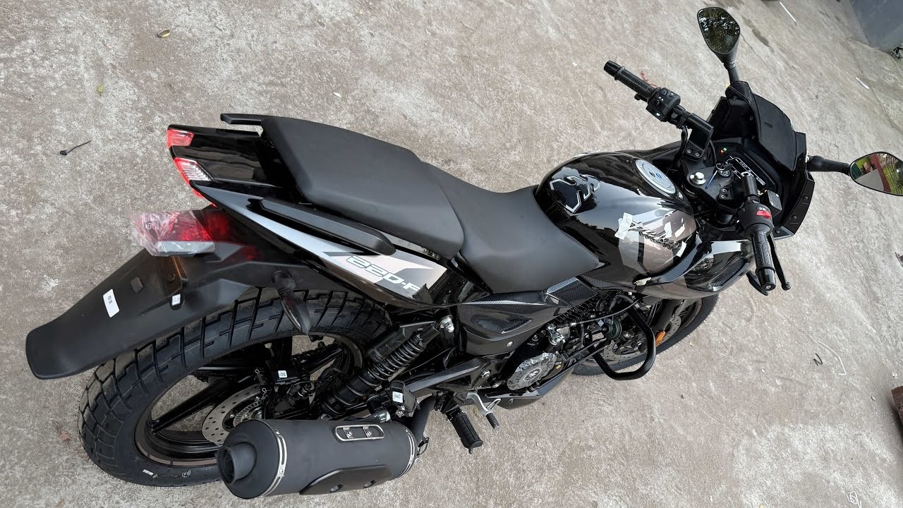 Finally 2026 Bajaj Pulsar 220F OBD-IIB Detailed Review - 10 New Updates | On Road Price & All Colors