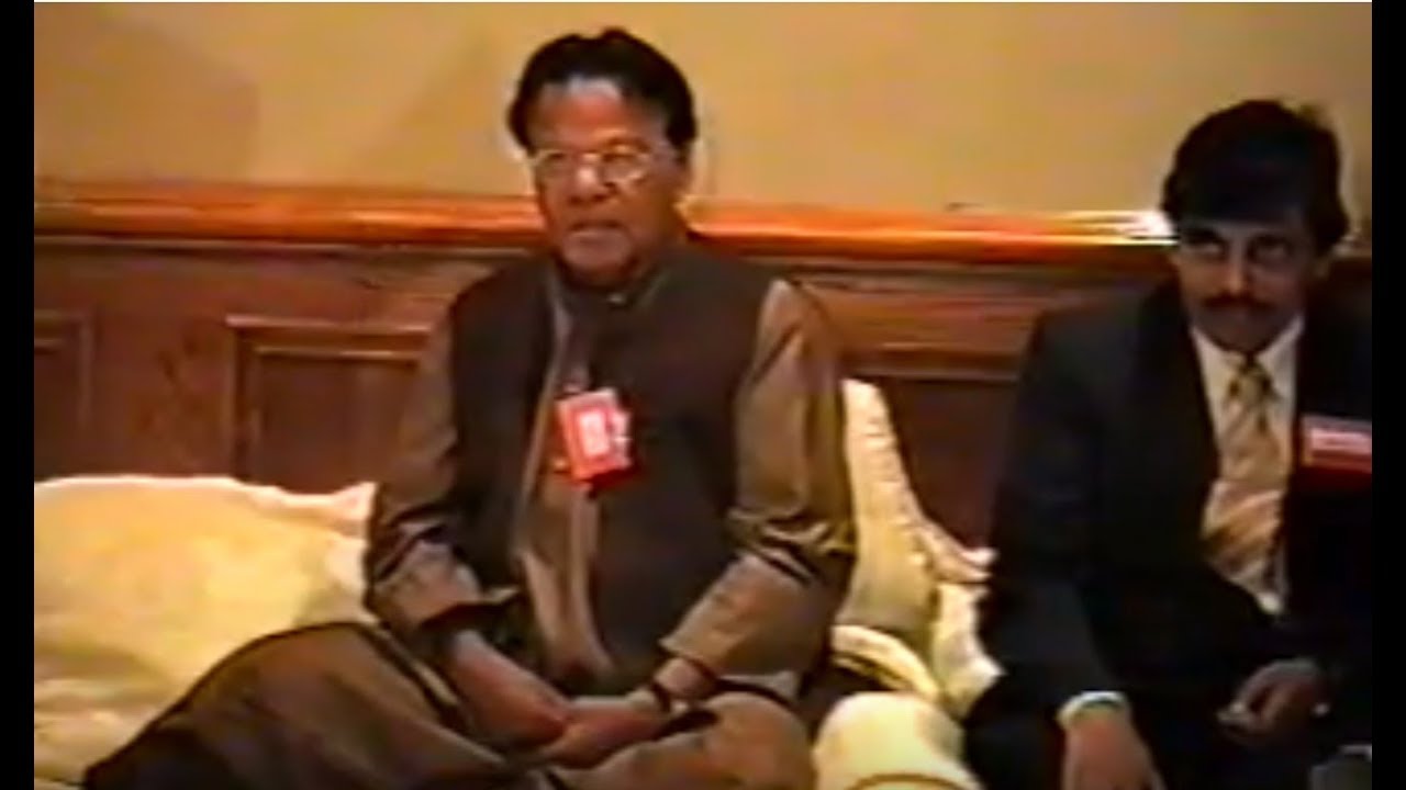 Mushaira-Detroit-08-11-2000- Kishan Behari Noor-part2 of 2
