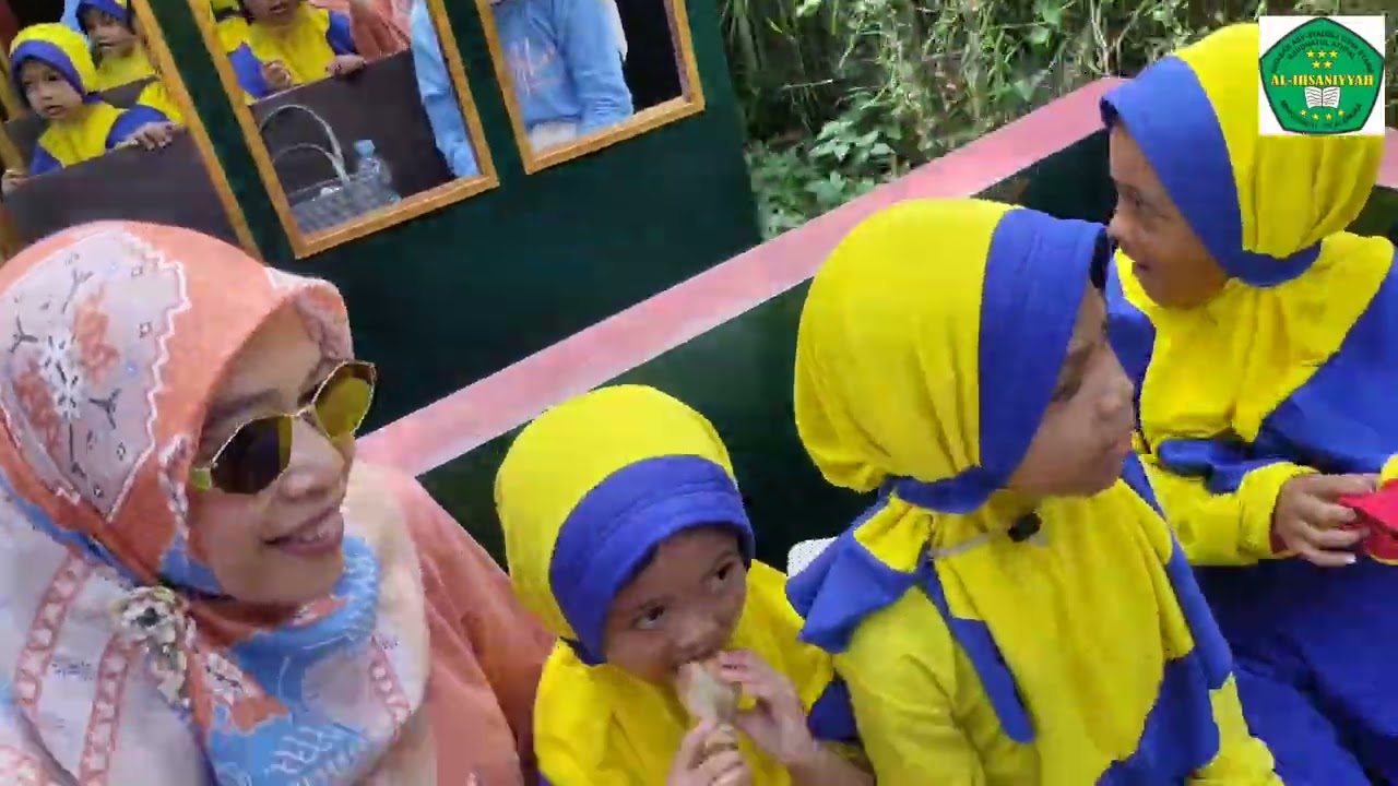 Part I Outing Class To Kota Mini Lembang (Police Academy, Baby Clinic)