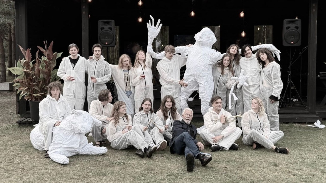 Visvalža Vecvagara dzejas rokopera 