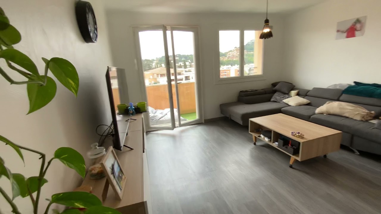 T3 + parking + terrasse en location meublée à Vallauris avec MACYLIEN IMMOBILIER
