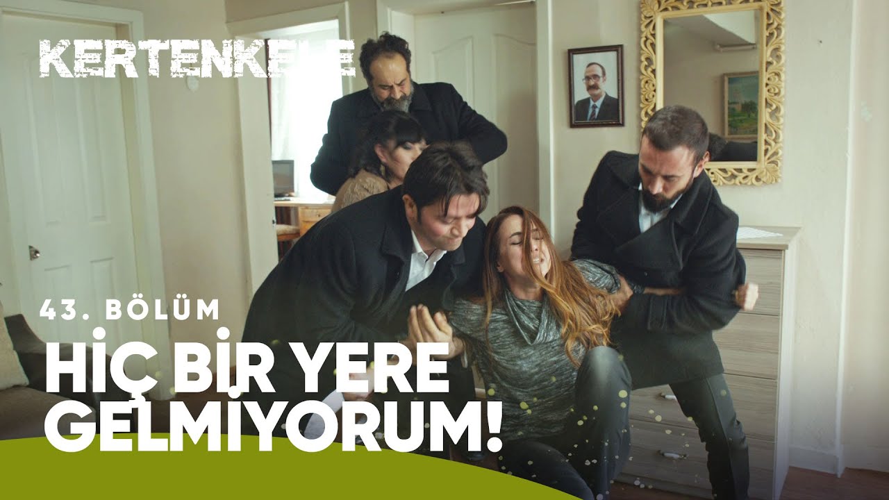 Melis'i annesi zorla Ahmet'in evinden alıyor - Kertenkele 43. Bölüm