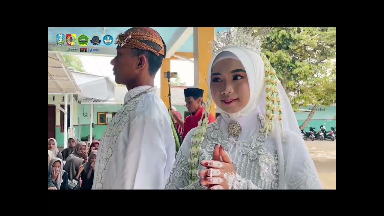 WEDDING PRACTICAL EXAM OF [ SMK RAUDLOTUL ATHFAL, Xll FASHION DESIGN ].