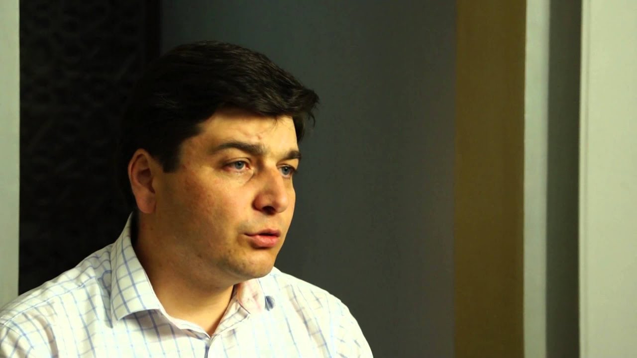 «ԱՅԲ» կրթահամալիր. Դավիթ Սահակյան