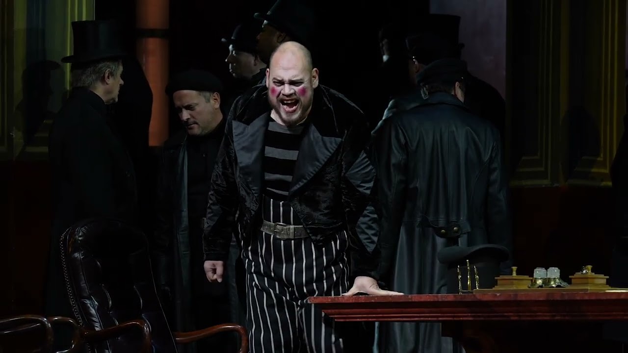 Rigoletto: “Cortigiani, vil razza dannata”