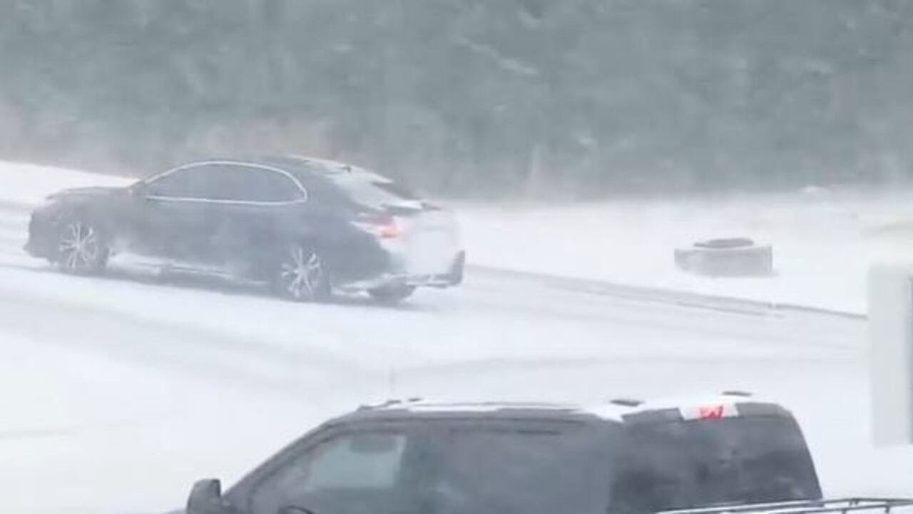 Road conditions worsening in Forsyth County because of snow