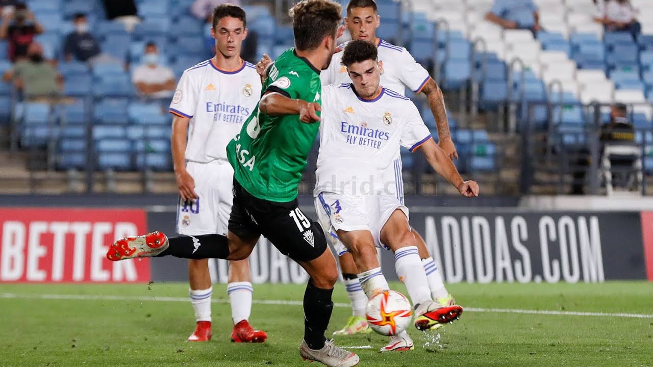 Miguel Guti&eacute;rrez - Real Madrid Castilla vs San Fernando (04/09/2021)
