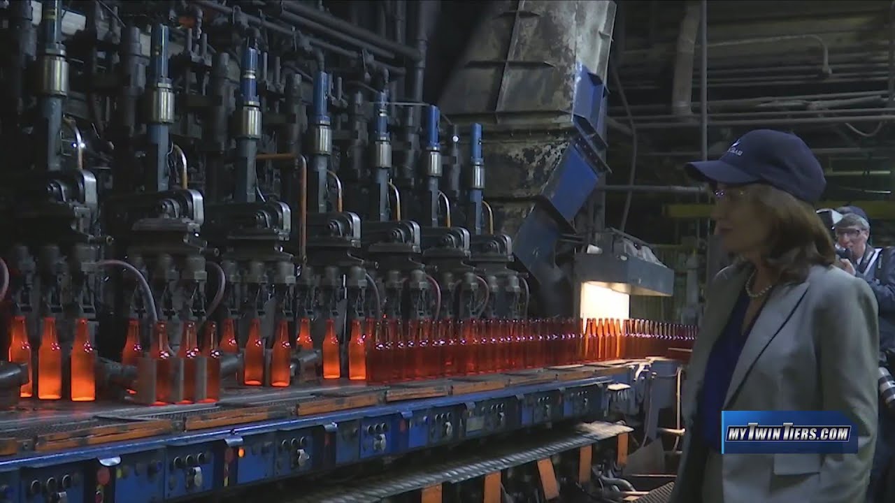 Lt. Governor Hochul visits Anchor Glass in Elmira after $51 million expansion