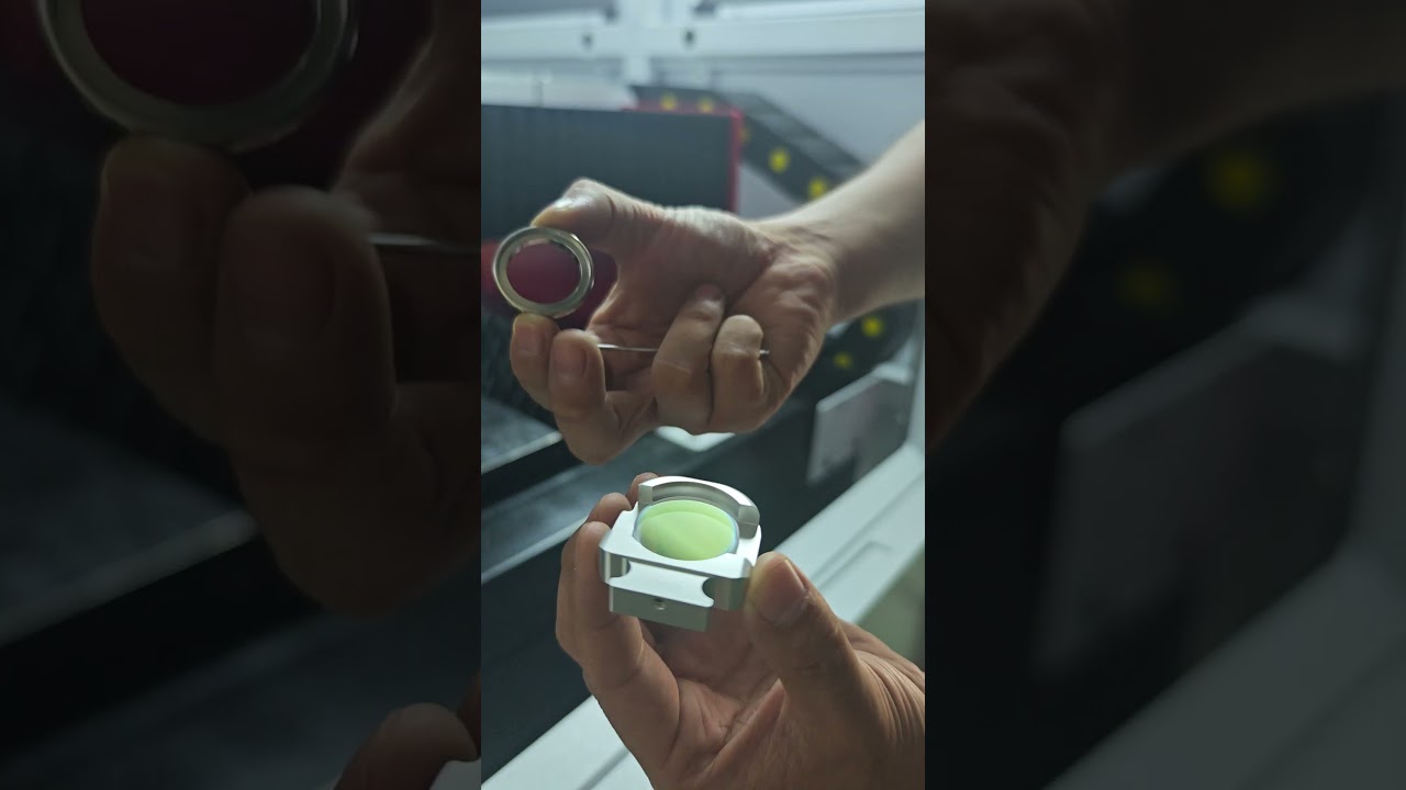 How to replace the protective lens and cutting nozzle of the autofocus cutting head