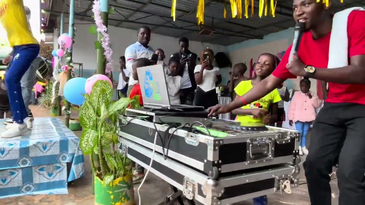 Dj jdee at marine park