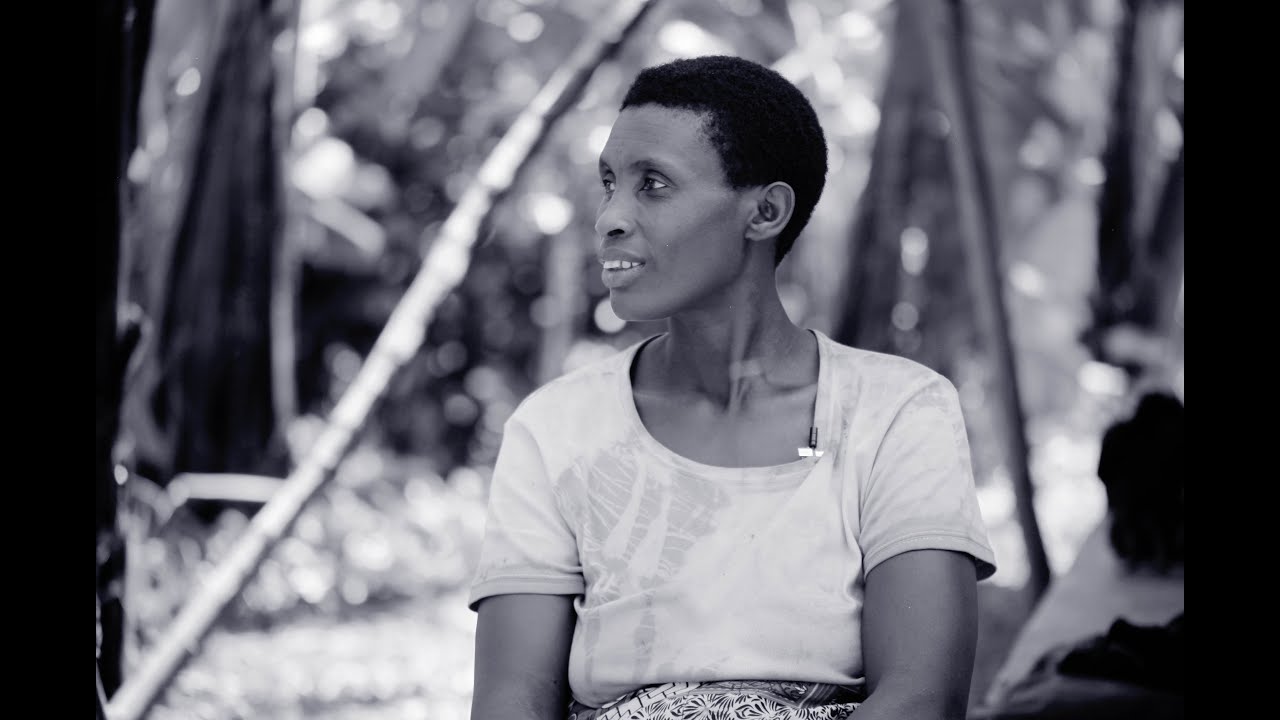 UBUHAMYA:Hari Abatutsikazi b' i Nyarubuye bishwe bajombwe inkoni mu myanya ndangabitsina. #Kwibuka