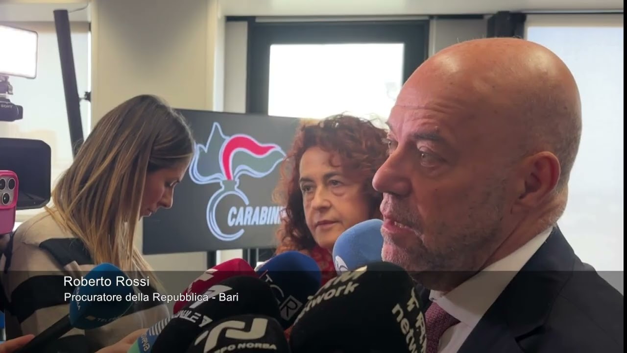 Furti in attività commerciali, rapine e armi: 10 arresti a Bari