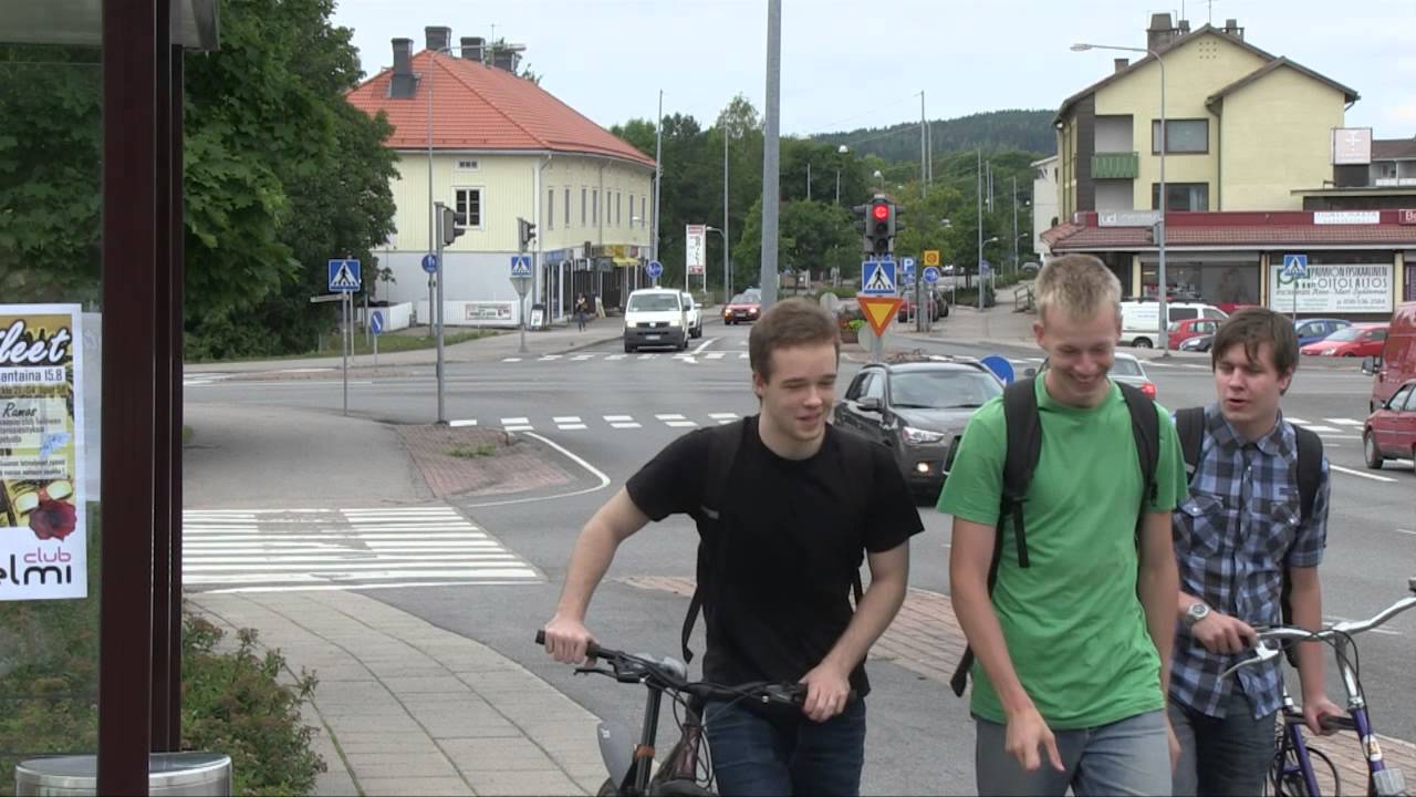 Lasten pyöräilykypärän käyttö loppuu yläasteelle siirryttäessä