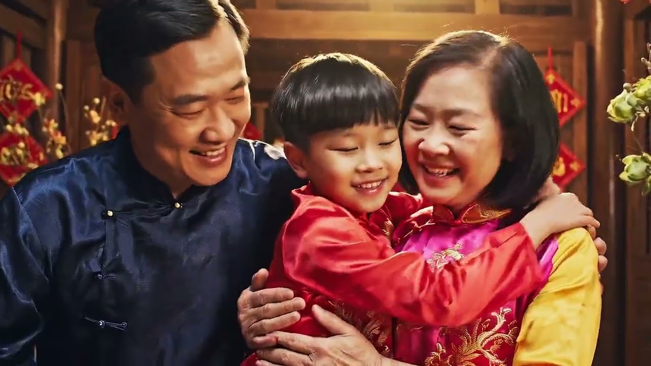 Tết đến rồi. Xuân về khắp muôn nới