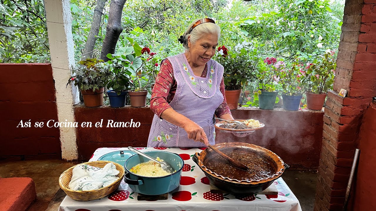 Hoy es Mi Cumpleaños y Me Voy a Consentir Con Una Receta Ranchera Bistec con Verdolagas