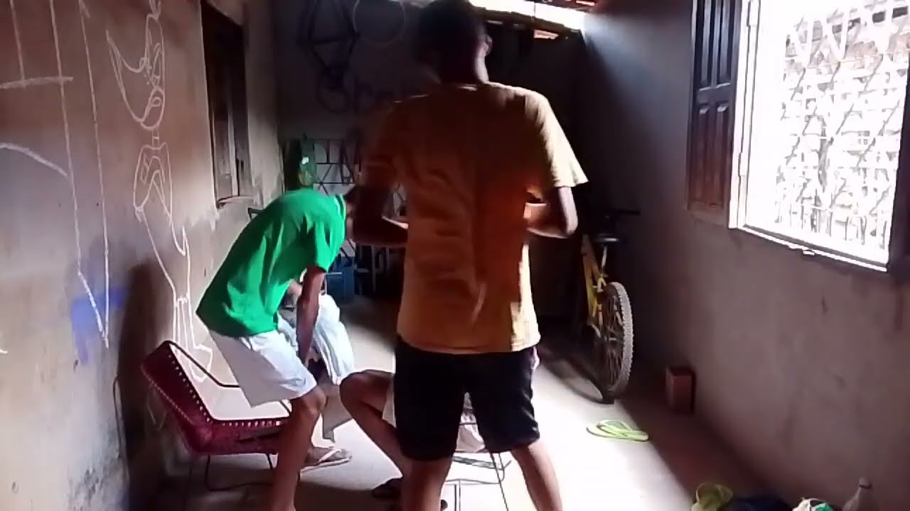 Brincadeira sadia veja no que aconteceu no final do vídeo 🤣