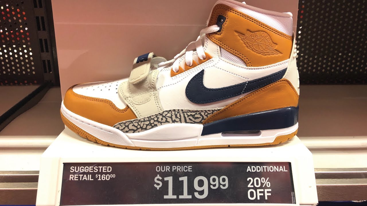 WHY IS THIS JORDAN SHOE WORTH SO MUCH? (NIKE OUTLET VLOG)