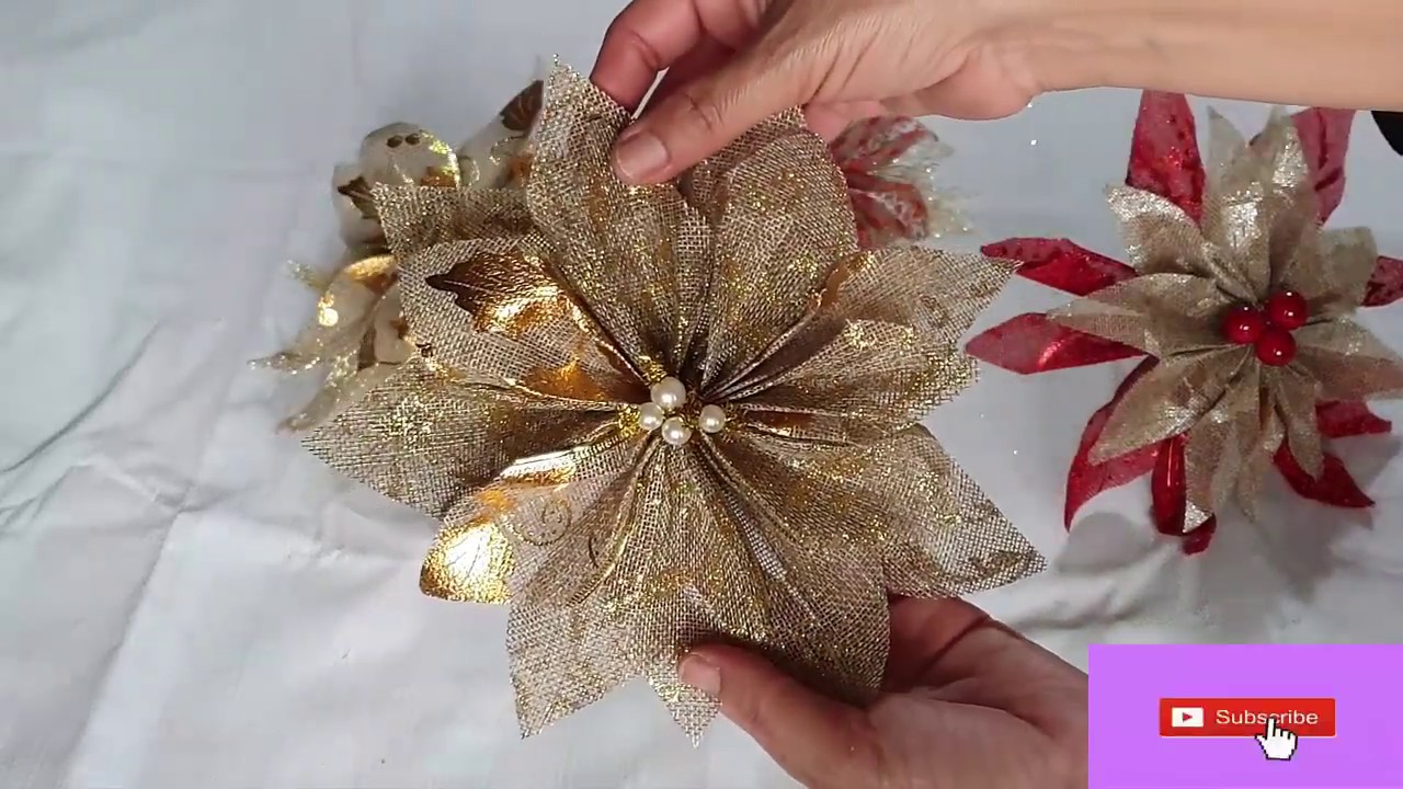 COMO HACER  FLORES NAVIDEÑAS/ FLORES NAVIDEÑAS HECHAS CON SERVILLETA DE PAPEL Y CINTA