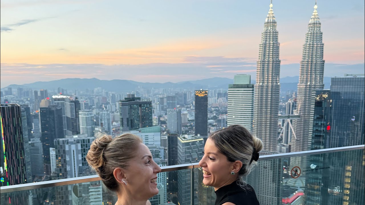 Kuala Lumpur🇲🇾 Petronas Towers!🌃 Malezya’da 15 gün Part1 !